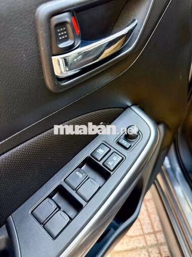 Suzuki Swift 2021 Tự động Ghế da Xám