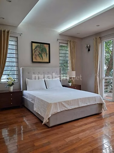 Bán biệt thự Trần Đăng Ninh – công viên Nghĩa Đô 215m2, 120 tỷ. Mới