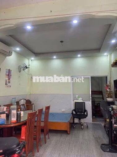 CHO THUÊ NHÀ – TÔ HIẾN THÀNH – PHƯỜNG 14, QUẬN 10 | HẺM XE HƠI