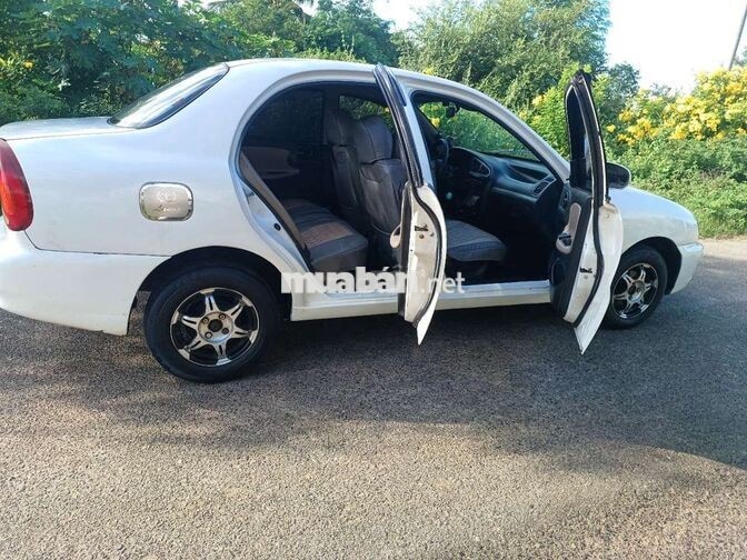 Daewoo Lanos 2004 Trắng Số sàn