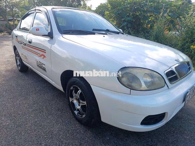 Daewoo Lanos 2004 Trắng Số sàn