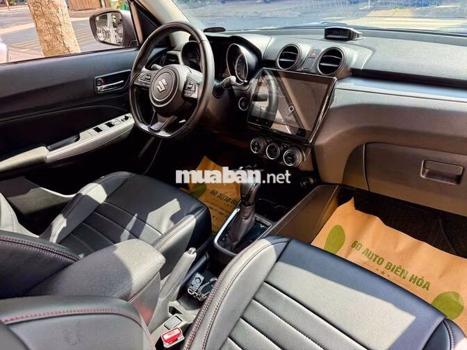 Suzuki Swift 2021 Tự động Ghế da Xám