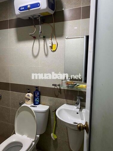 Share lại 1 phòng chung cư đầy đủ nội thất giá Rẻ