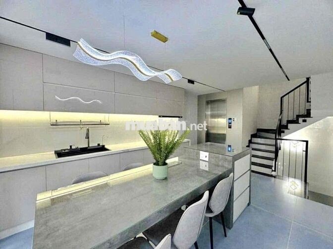 Siêu Phẩm Có Thang Máy 4x11m 1Lửng - 3Lầu ST (3PN 4WC) Hẻm Xe Tải
