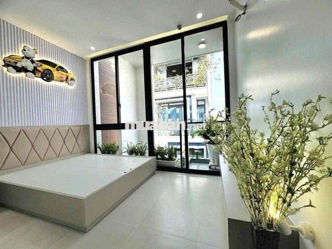 Siêu Phẩm Có Thang Máy 4x11m 1Lửng - 3Lầu ST (3PN 4WC) Hẻm Xe Tải