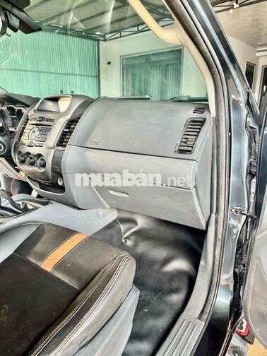 Ford Ranger XLT 2014 Đen