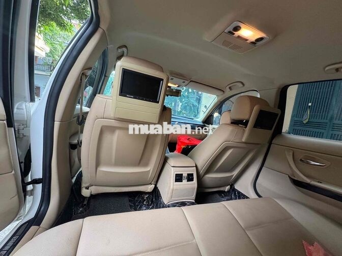BMW 325i Trắng Đức 5 chỗ