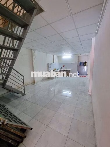 Căn Góc MT Chợ Đường Lê Thị Ngay