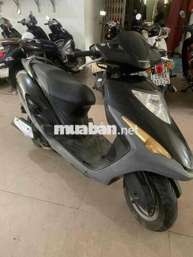Honda e-Sky màu Đen