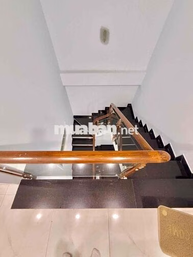 Bán nhà ngay đường 20 Khu bên sông Hiệp Bình Chánh. ngay Gigamall