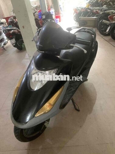 Honda e-Sky màu Đen