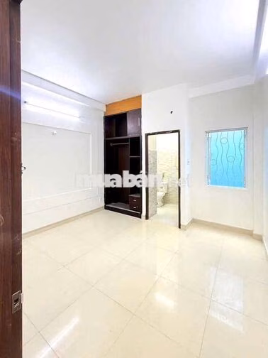 Nhà 1 trệt 2 lầu sân thượng đường 4B KDC Vĩnh Lộc BHH B bình tân
