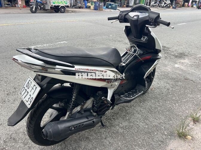 Honda Air Blade Trắng đen