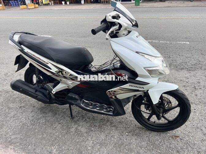 Honda Air Blade Trắng đen