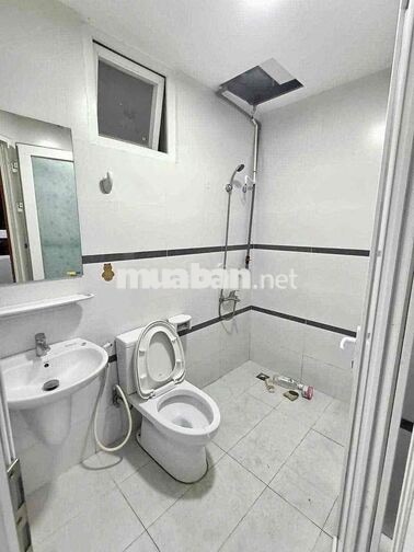 Căn 2PN 8,5tr Trống (9,5tr có nội thất), CC Felisa Riverside, Q.8