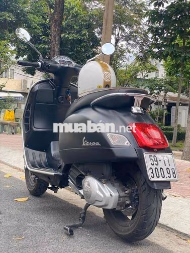 Vespa GTS 125ie 2010 chính chủ biển SG dọn đẹp