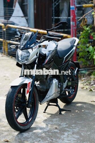 Yamaha Fz150i Đen Bạc Xe côn tay