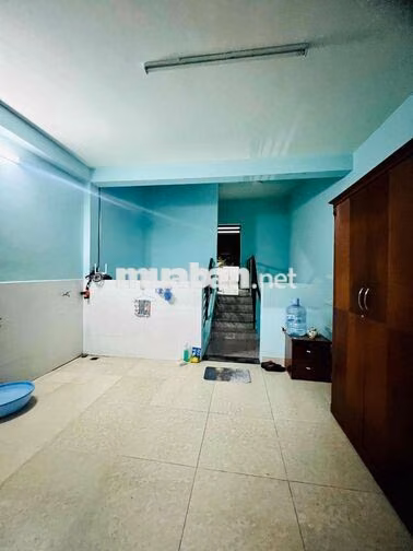 Cho Thuê Nhà Ngay Cầu An Lộc DT 4,5x23m 1Trệt 2Lầu 4Pn 4Wc Sân Thượng