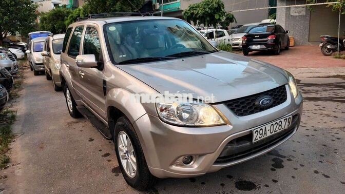 Ford Escape 2011 Tự động Vàng cát