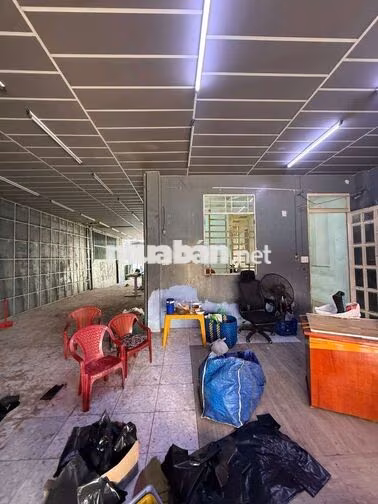 CHO THUÊ NHÀ NGUYÊN CĂN + ĐẤT 2 MẶT TIỀN - 230m² – CHÂN CẦU PHÚ LONG