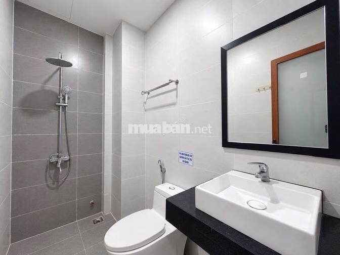 CĂN HỘ 1 PHÒNG NGỦ - GIÁ 9.500.000 VNĐ/THÁNG - CỬA SỔ LỚN , THOÁNG MÁT