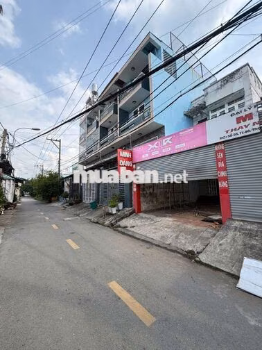 CHO THUÊ NHÀ NGUYÊN CĂN + ĐẤT 2 MẶT TIỀN - 230m² – CHÂN CẦU PHÚ LONG