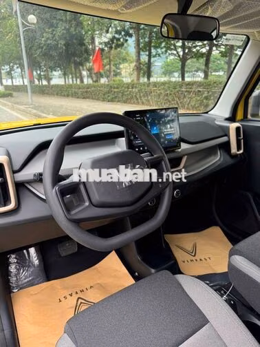 VinFast VF3 2025 Vàng nóc trắng