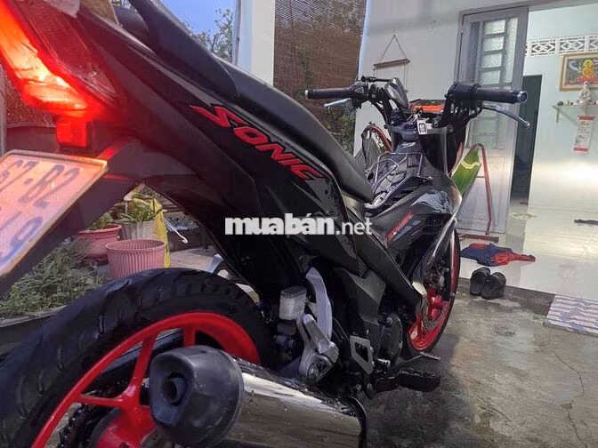 Honda Sonic Đen Xe côn tay