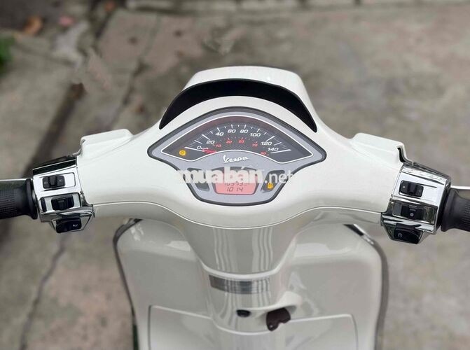 Vespa Sprint 125 Abs 2022 Trắng Bstp