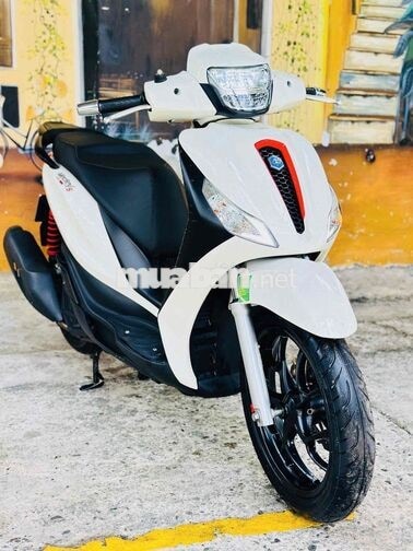 Piaggio Medley 150cc IGET ABS 2024 Trắng