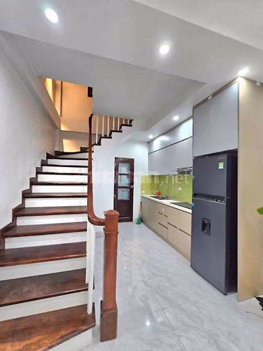 Bán nhà Ngọc Thuỵ, Bồ Đề, 35m2, 4 tầng, 4 phòng ngủ, đầy đủ nội thất