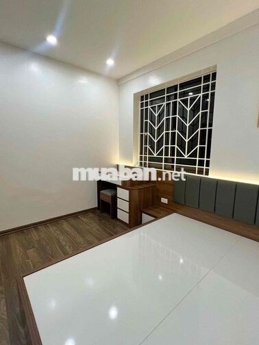 Căn hộ tại tòa CT2 Bắc Linh Đàm:  - Diện tích: 82m²  -Thiết kế: 3N2WC