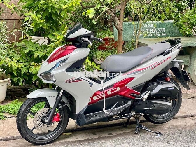 Honda Airblade 160 ABS 2025 Trắng đỏ 1 chủ