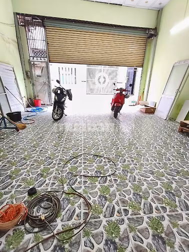 Cho thuê nhà ở nguyên căn, kho xưởng 193m2 ngay KDC Vĩnh Lộc giá rẻ