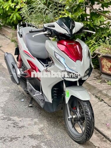 Honda Airblade 160 ABS 2025 Trắng đỏ 1 chủ