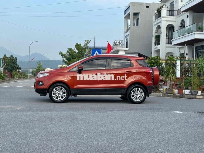 Ford EcoSport Titanium số tự động 1 chủ từ mới