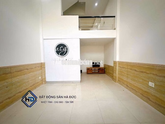 Nhà 4.5x15 trệt lửng 2 lầu vị trí đẹp gần UBND Quận 12