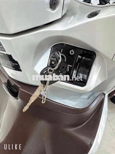 Honda Vision FI ( ĐỜI 2018 ) BS: 65 Cần Thơ