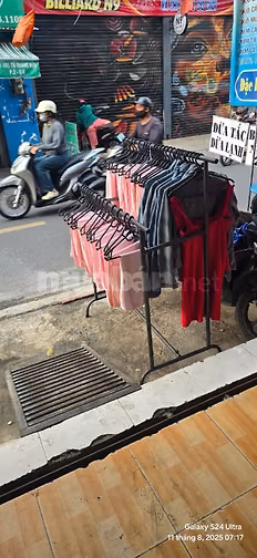 Em cần sang lại đứa con tinh thần của mình 