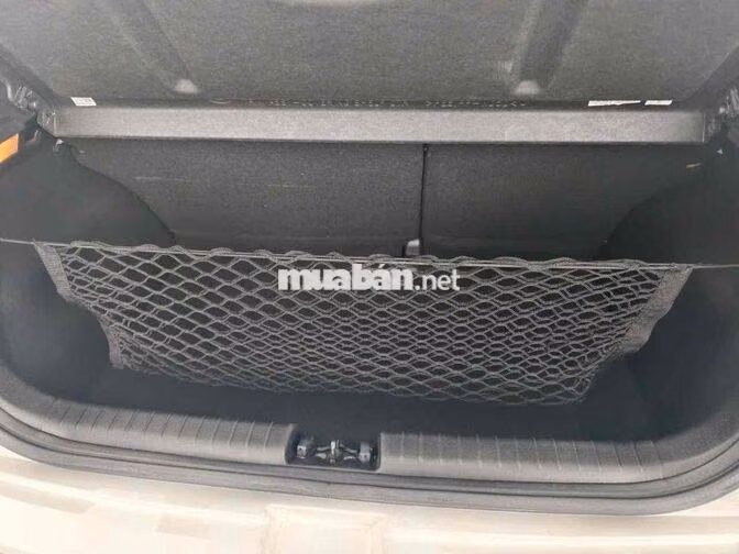 Hyundai i10 2021 Trắng