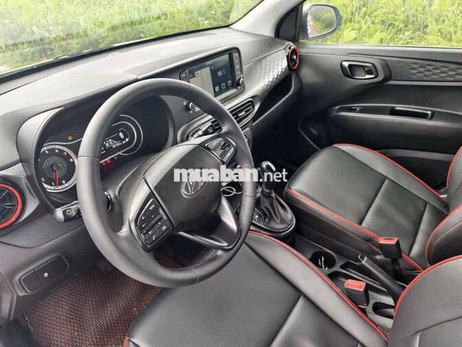 Hyundai i10 2021 Trắng