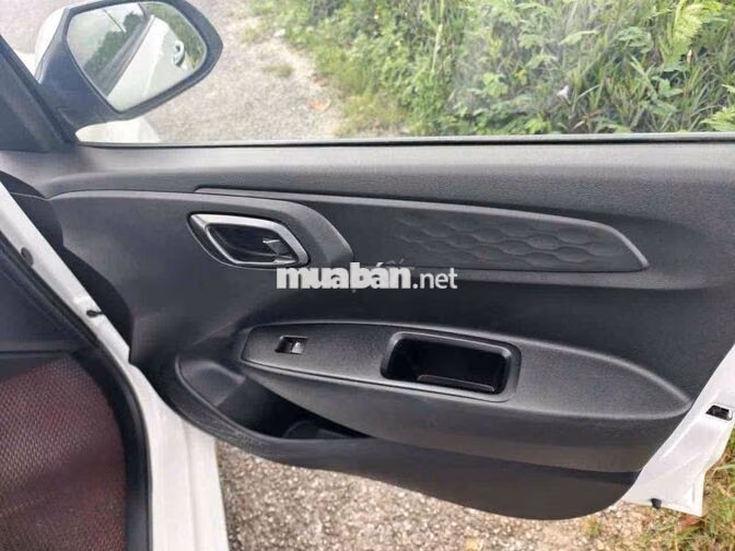 Hyundai i10 2021 Trắng