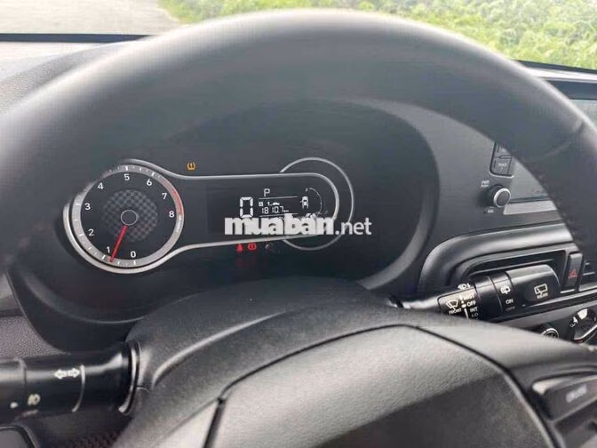 Hyundai i10 2021 Trắng