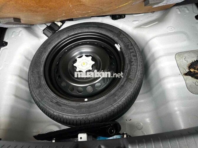 Hyundai Grand i10 Trắng 5 chỗ