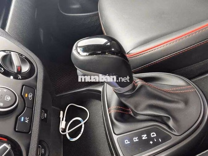 Hyundai i10 2021 Trắng