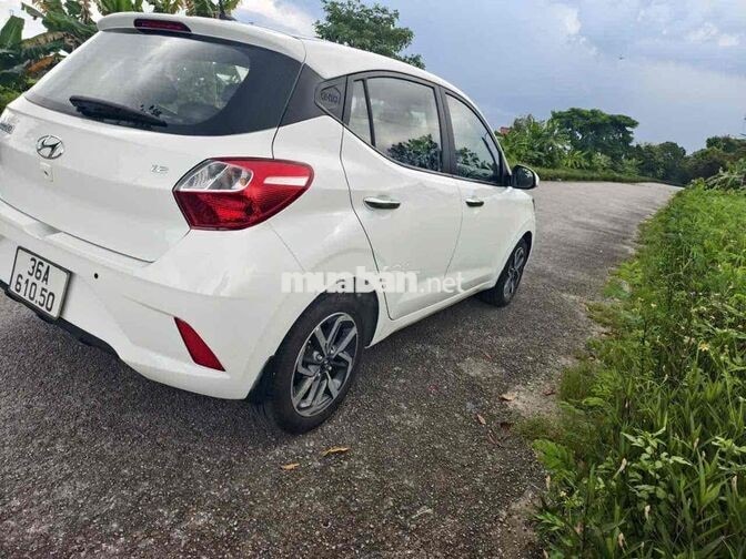 Hyundai i10 2021 Trắng
