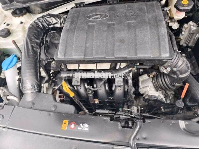 Hyundai i10 2021 Trắng