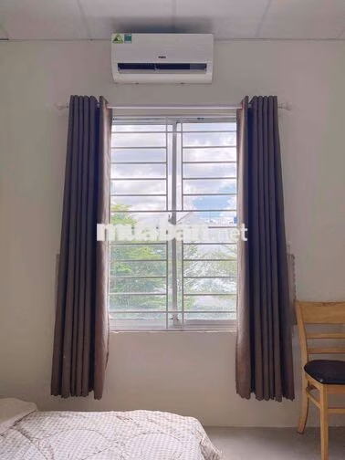 🇻🇳Phòng cửa sổ trời giá rẻ_Ngay Phan xích long_Bờ kè Trường sa giáp Q1