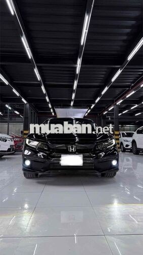 Honda Civic Rs 2021 Số tự động Đen 28000 km