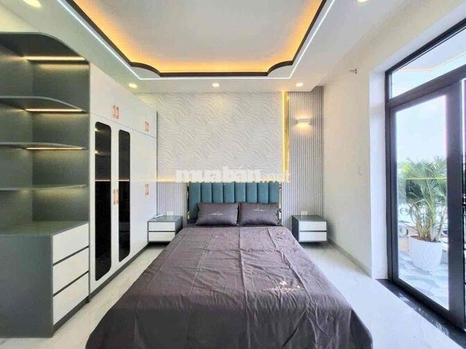 Cho Thuê Nhà Đẹp Như Hình DT 4x15 1Trệt 1Lửng 3Lầu 5Pn 5Wc Sân Thượng